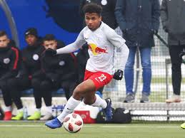 Maybe you would like to learn more about one of these? Fussball Bundesliga Rb Leipzig Startet Den Subtilen Angriff Auf Die Spitze Fussball