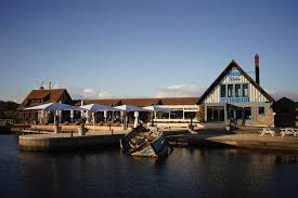 L Endroit Courseulles Sur Mer La Maison Bleue