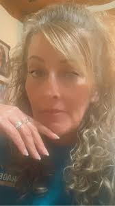 What are the best long lasting sweet perfumes?