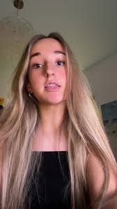 Amy Sippel's Instagram, Twitter & Facebook