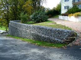 Gabionen Gabionenbau Und Gabionentechnik Trockenmauern Steink Rbe Drahtschotterbeh Lter Drahtk Rbe Ihr Garten Landschaftsbau Landschaftsbau Sommergarten