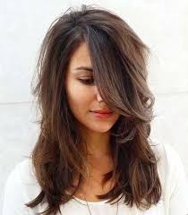 Gaya rambut pria 2021 ini sering disamakan dengan potongan undercut. Inspire One 7 Model Rambut Layer Pendek Sebahu Untuk Wanita