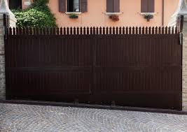 A partire da € 1.60,00 + iva, accessori compresi. Cancello Carraio Scorrevole Ad Ante Sfalsate Cancelli In Ferro
