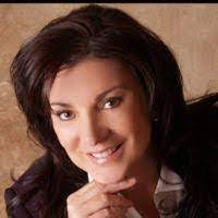 Cindy Mckelvey's Instagram, Twitter & Facebook