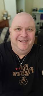 Hi I'm Darren Live in the Northern Suburbs 51 6'2 Very easy going get along  with everyone Feel free to send me a message if you want to chat I like to