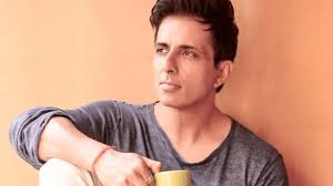 Sonu sood enacting a political script: Sonu Sood S Reply To Person Wishing To See His Girlfriend In Bihar Will Leave You In Splits