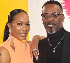 I'm starting to think they might be a couple for real