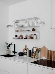 24 Elegant Rustic Farmhouse Kitchen Cabinets Ideas In 2020 Kuche Einrichten Moderne Weisse Kuchen Regal Kuche