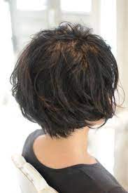 クセが強いけど くせ毛を活かしたショートヘアにできますか くせ毛 縮毛矯正 ヘアケアの専門特化集団 表参道 青山の美容室lily リリィ 2021 ショートボブ くせ毛 くせ毛 ボブ ヘアケア