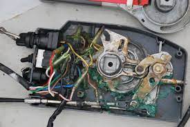 The wiring pinouts of control boxes and outboards are nowhere close to universal across brands. Need Help Relocating Yamaha 703 Side Mount Control Box The Hull Truth Boating And Fishing Forum