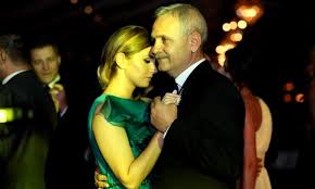 Irirna tănase, logodnica lui liviu dragnea a făcut o serie de dezvăluiri, la antena 3, cu privire la momentul în care fostul lider psd a fost privat de dreptul la muncă, după difuzarea interviului realizat de anca alexandrescu. Iubita Lui Liviu Dragnea MÄƒ Duc SÄƒ Mi Iau BÄƒrbatul AcasÄƒ