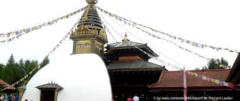 Nepal Tempel Regensburg Himalaya Pavillon Worth Wiesent Style At Home Tempel Buddhistischer Tempel