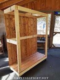 This diy garden shed is suitable to store all your gardening tools. Diy Portable Garden Tool Storage Shed On Wheels