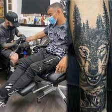 May 10, 2021 · ole gunnar solskjaer has hailed special teenage striker mason greenwood as the manchester united boss juggles his resources to meet the demands of four games in just eight days. On A Scale Of 1 10 Rate Mason Manchester United Fan Facebook