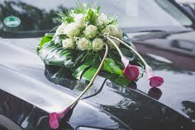 Auto deko aus hortensien mit einem saugnapf selber kreieren. Autoschmuck Herz Fuer Blumengestecke 24 X 9 Cm Autoschmuck Hochzeit Autodeko Hochzeit Blumen Gestecke