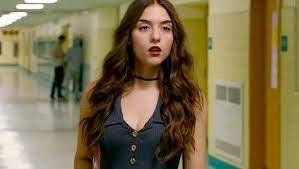 Blame 2017 Part Two 59 Minutes Girl Celebrities Celebrities Body Wave Perm