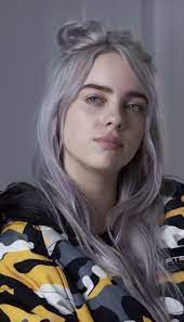The debut post, which currently has more than 22 million views, only fueled the conspiracy theories that eilish had been hiding her new hair color under a wig for weeks. Billie Eilish Purple Hair Purple Grey Hair Dyed Hair Inspiration Grey Hair Dye
