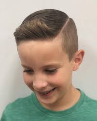 It S Time To Change The Look Of Your Little With A New Stylish Haircut Idea There Are Countless New Idea Cute Little Boy Haircuts Boy Hairstyles Boys Haircuts