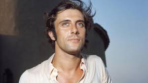 Don Mattia Ferrari, Saving Humans scopre chi c'è dietro alle minacce al  sacerdote: «Ha legami con Frontex». L'agenzia: «Non ne sappiamo nulla»-  Corriere.it