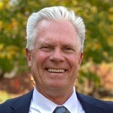 P3R, the organization behind the Dick's Sporting Goods Pittsburgh Marathon,  presented FedEx Ground with the Corporate Challenge Award and Executive  Vice President and Chief Operating Officer, Ward…