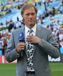 Die einen lieben ihn, die anderen hassen ihn. Das Sind Die Besten Spruche Der Deutschen Fussballreporter Ligalive