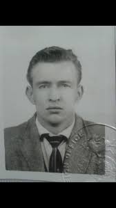 Hi group members ☺️ This is an image of the late Andy Burke's pub. As some  of you may know Andy also had a shop beside the pub and his late daughter