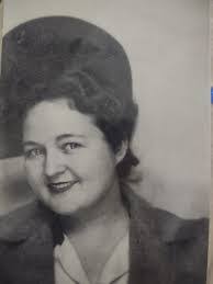 Leona Burch's Instagram, Twitter & Facebook