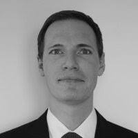 Robert Holzhauser's Instagram, Twitter & Facebook