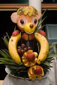 10 Incredible Cruise Ship Food Sculptures Food Carving Food Sculpture Fruit And Vegetable Carving