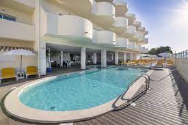 ALVORMAR APARTAMENTOS TURISTICOS $88 ($̶9̶3̶) - Updated 2023 Prices &  Resort Reviews - Alvor, Portugal