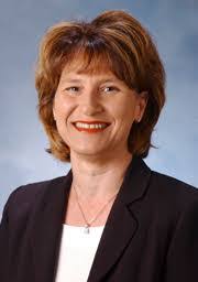 Sharon Reiter's Instagram, Twitter & Facebook