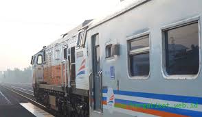 Kereta seperti progo, gaya baru malam selatan dan bengawan tentu saja sudah ludes jika tidak pesan dari jauh hari.bagi para kaum pjka (pulang jumat kembali ahad). Harga Tiket Ka Lodaya Pagi Dan Lodaya Malam Juni 2019 Harga Tiket Kereta Api