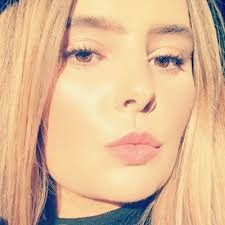 Elena Harrington's Instagram, Twitter & Facebook