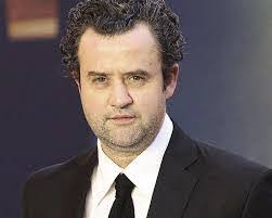 Lonnie Capel's Instagram, Twitter & Facebook