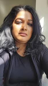 Amanda Lochan's Instagram, Twitter & Facebook