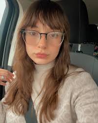 Madison Embrey (@xobaddimaddiexo) • Instagram photos and videos