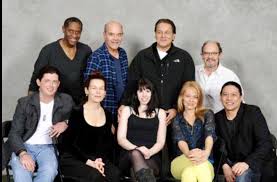 Some Of The Voyager Cast Along With Alice Krige Who Played The Borg Queen Star Trek Voyager Star Trek Convention Star Trek Cast