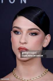 247 Cindy Burns Photos & High Res Pictures