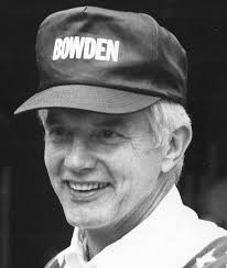 Arch Mccartney Obituary (2009)