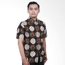 Dalam produksi batik madura ini, tetap mempertahankan sistem pembuatan secara tradisional. Kemeja Batik Canting Hijau Jual Produk Terbaru Juli 2020 Blibli Com