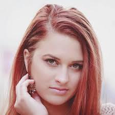 Jess Wall Signs with GMoore Talent, Debuts at Austin City Saloon in Corbin,  KY June 13, 2020. After Cutting Her Debut EP in Nashville.