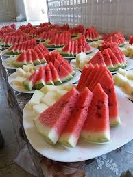 Pin By Mamjo On Food Fruit Platter Designs Food Platters Food
