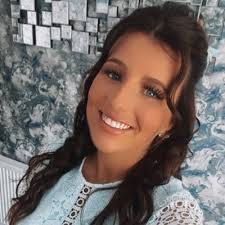 Carmen Cassidy's Instagram, Twitter & Facebook