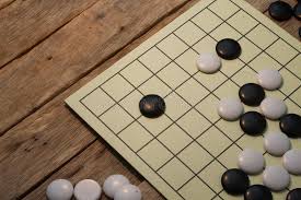 Compartimos con ustedes la intervención de javier zapata de lo que algunos eruditos llaman ingeniosamente juegos de mesa. 3 495 Juego De Mesa Blanco Y Negro Fotos Libres De Derechos Y Gratuitas De Dreamstime