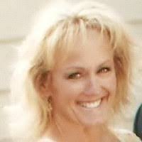 Kimberly Hiles's Instagram, Twitter & Facebook