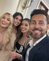 Edwin Khodaverdi's Instagram, Twitter & Facebook