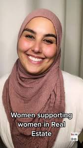 Assertively a lady boss in this biz aggressively supporting other lady...