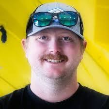 Alex Whitmer's Instagram, Twitter & Facebook