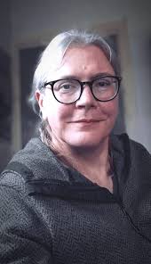 6'7” 243 lbs if you are American. 201cm and 110kg if you are from Europe.