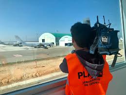 This pubic hair trimmer for women is designed specifically to closely trim pubic hair. Descargar Video Porta La Primera Vez